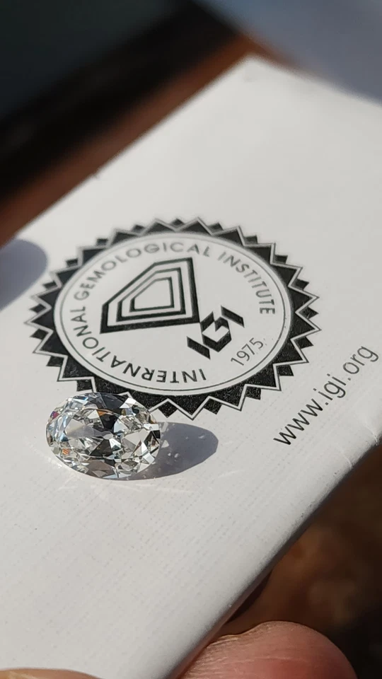 Lab Grown IGI Certified Diamond 1.57ct Old Mine Cut 9.0x6.6mm F VVS - Image 3 of 4