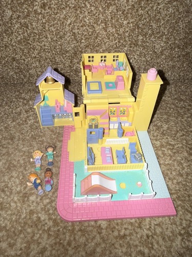 Bluebird Polly Pocket 1993 Light-Up Village School House Playset, 100% Vintage