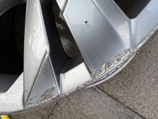 1x Genuine Volkswagen VW Golf MK8 R-Line 17” Alloy Wheel Rim 7.5Jx17 5H0601025AF