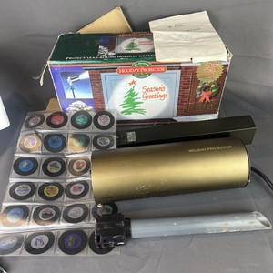 Mr Christmas Holiday Outdoor All Year Round Holiday Projector with 25 Slides