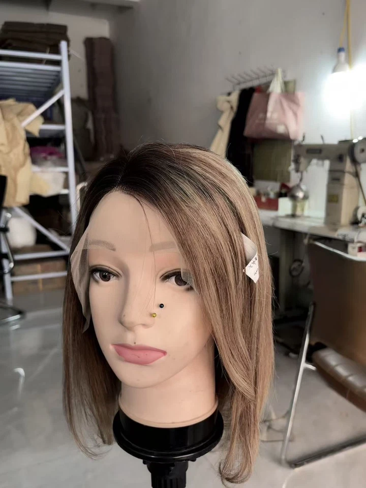 Pelucas delanteras de encaje cabello humano con resaltado marrón balayage talla 23,5 gorra Foto 2 de 4