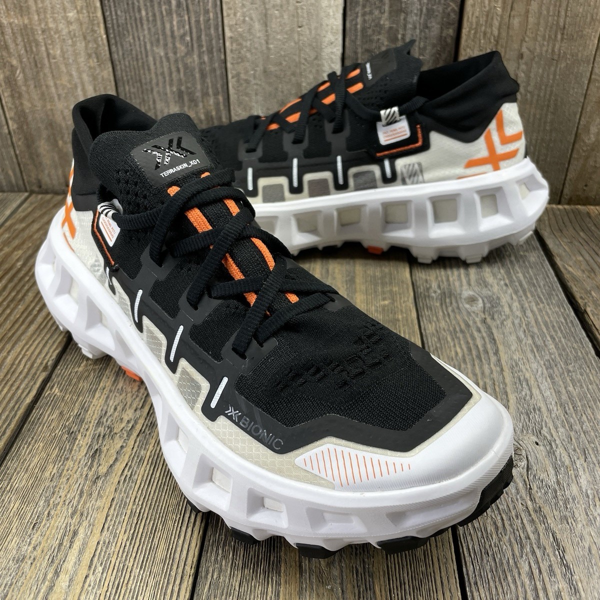 X-Bionic TerraSkin X01 Trail Running Performance Shoes Mens Size 8