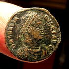 ANCIENT ROMAN AE 18 COIN GRATIAN 378-383AD.ANTIOCH MINT ANT MM ROMA SEATED — photo 2
