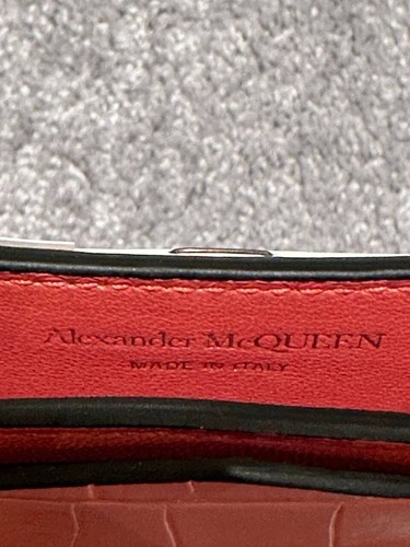 Alexander McQueen Candy Pink Croc-Effect Patent Leather Phone Case - Picture 4 of 8