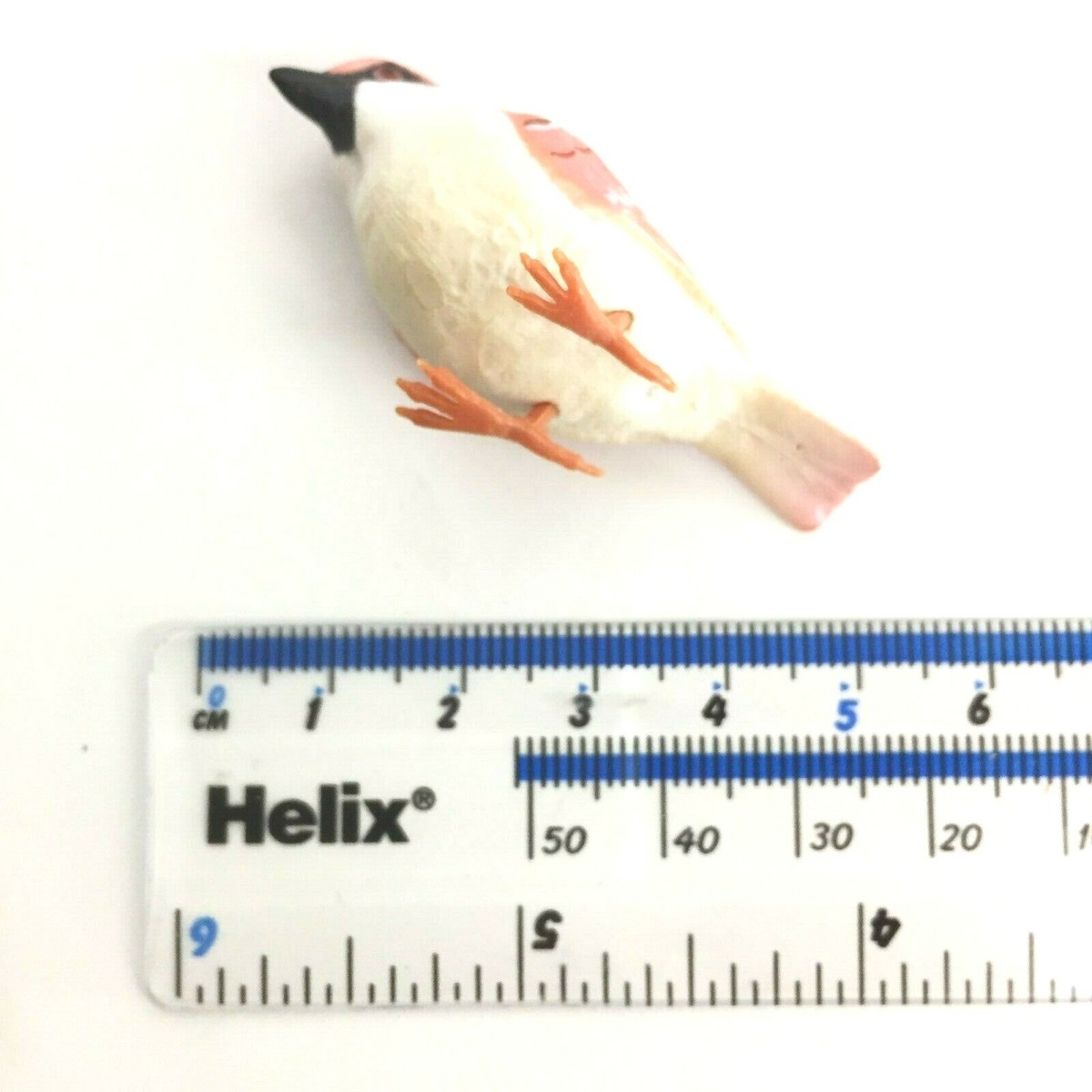 Suzume Collection Bird Mini Figure Sparrow Pink Shineg Japan