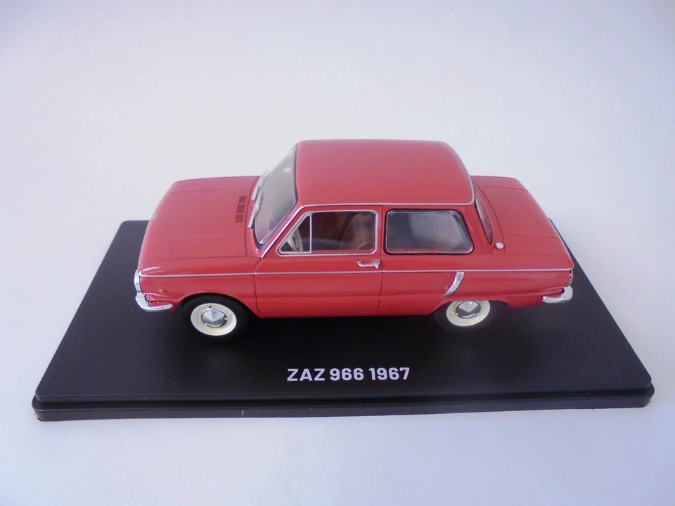 ZAZ 966 NSU Prinz 4 (1967) - 1:24 Hachette pressofuso modellino auto miniatura VQR43 - Immagine 2 di 4