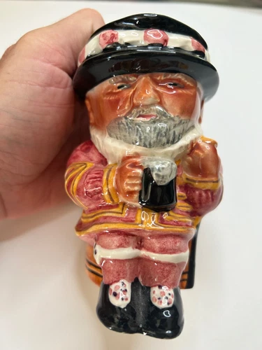 Genuine Staffordshire Toby Jug hand painted shorter and son England mug B33