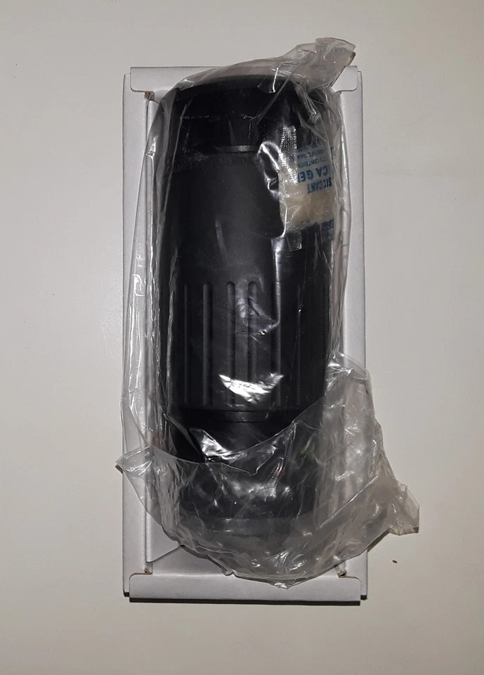 Vivitar 75-300mm/f4.5-5.6 Macro 1:4x Lens for Yashica (BRAND NEW!) - Image 4 of 4