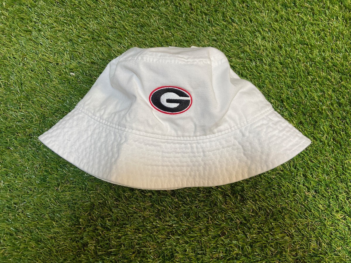Nike Georgia アメフト 帽子 NCAA NFL Men's Nike Gray Georgia Bulldogs 2025 On-Field Gameday Club