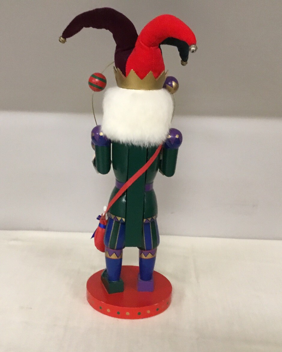 NUTCRACKER VILLAGE OLD WORLD JESTER CHRISTMAS HOLIDAY NUTCRACKER 16