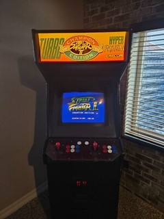 Streetfighter 2 Arcade Machine Rainbow Edition - Rare