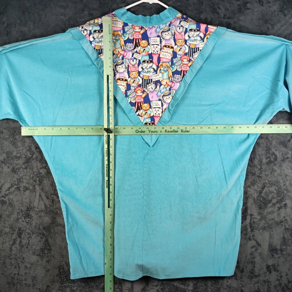 Chaqueta Médica Mujer Mediana Azul Estampado de Gato Tecnología Veterinaria Peluquería Médica Abotonada Foto 4 de 4