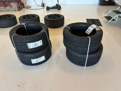 Yokohama Advan A052 275/40R18 Tires