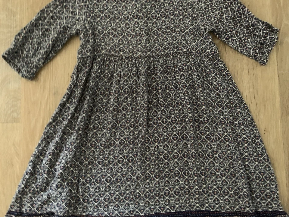 Vestido Old Navy Para Niña Talla 5T Azul Marino y Blanco 100% Informal Rayón Con Mangas 3/4 Foto 4 de 4