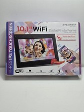 Sylvania 10.1" USB Digital Photo/Clock/Calendar Frame SDPF1089