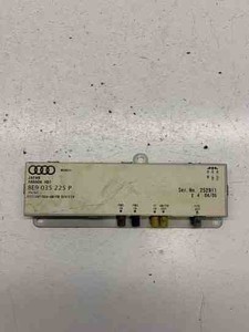 AUDI A4 8EC, B7 Antennenverstärker  8E9035225P 2.00 Diesel 100kw 2007 23944904