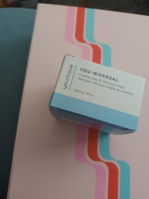 You -Niversal cresmy Clay& charcoal maske