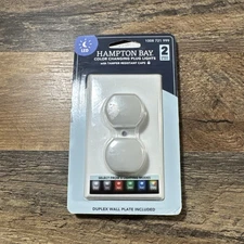 Hampton Bay LED Color Changing Plug Lights Duplex Wall Plate 6 Modes Tamper Resi