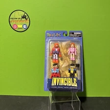 Diamond Select Toys Art Asylum MiniMates Invincible Set Omni-Man Atom Eve Allen
