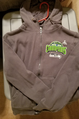 Super Bowl XLVIII Champions Seattle Seahawks Women's Full Zip Sweatshirt (S)