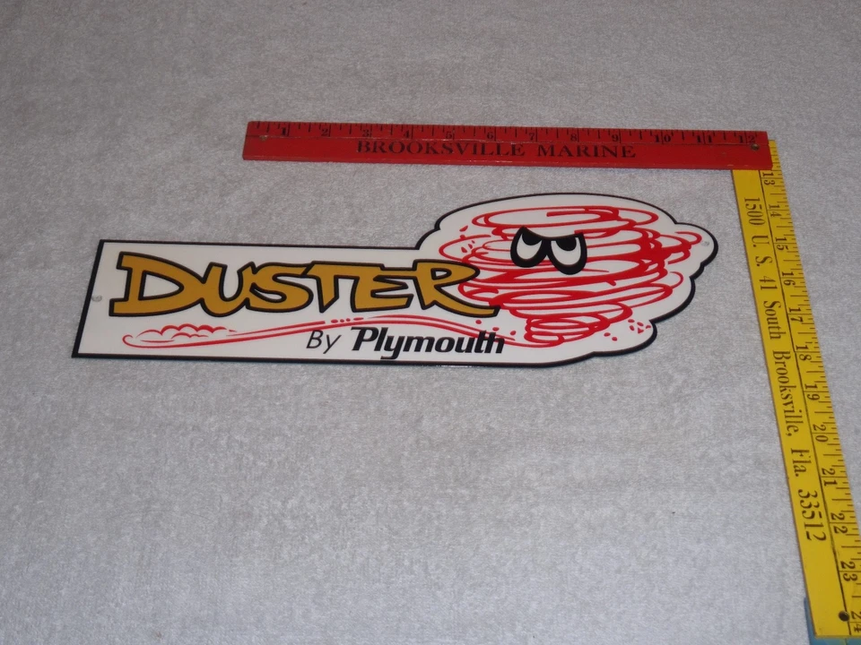 VINTAGE PLYMOUTH DUSTER TORNADO TAZ COYOTE 14" METAL CAR TRUCK GASOLINE OIL SIGN - Image 2 of 4