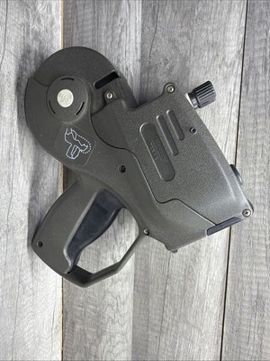 Avery Dennison Monarch PAXAR 1155 Alpha Numeric 2-Line Price Label Gun