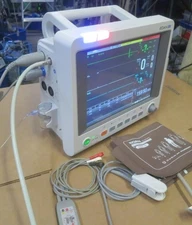 Edan iM60 Patient / Vital-Signs Monitor NIBP SpO2 EKG Temp IBP ETCO2 CO2