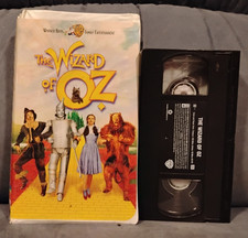 The Wizard Of Oz (VHS,1939, Clamshell)