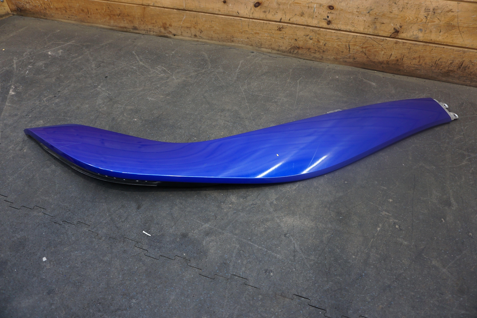Rear Right Quarter Panel Spoiler Turn Signal Assembly 51627372044 BMW i8 2014-20
