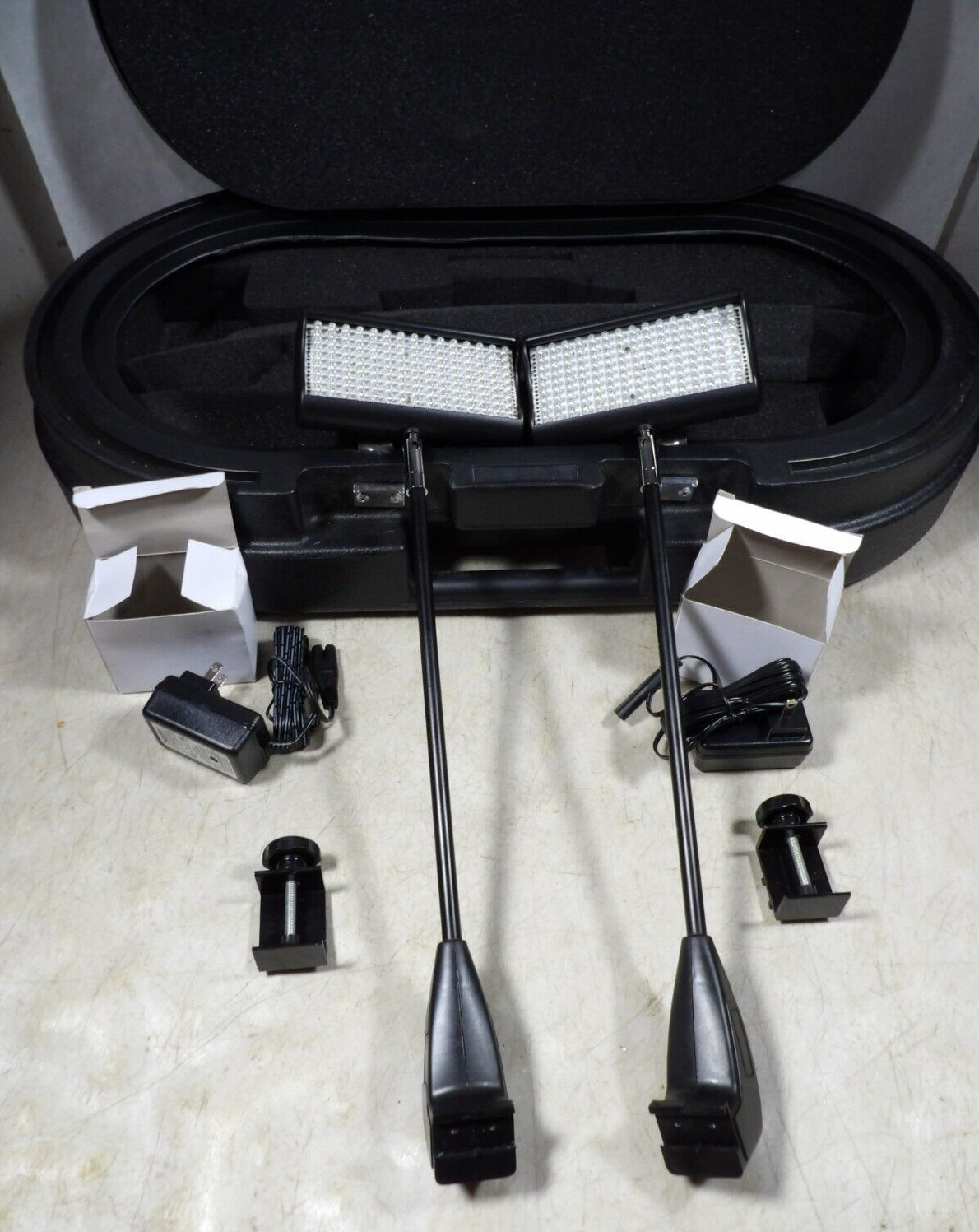 Pair SLT SL-007-135L LED Display Lights Trade Show Booth Lights W/Case NOS