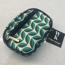 Travel Pill case Days of the week w/ pocket sm purse size green leaf