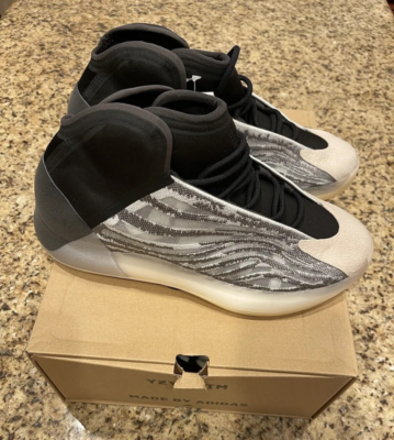 Adidas Yeezy QNTM Lifestyle Basketball - Size 8.5- Q46473 Adidas Yeezy QNTM Lifestyle Basketball - Size 8.5- Q46473