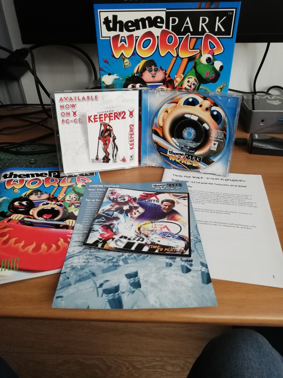 Theme Park World (Bullfrog) per PCCDRom versione big box in italiano