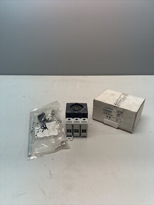 SOCOMEC 22003004 Sirco M2 CD 3x100A Load Break Switch