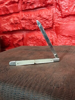 本日2本目★ビラビラペンシル165HFハイフロート★ Straight razor shave Sabre 677 Folding White Pearlescent Handle