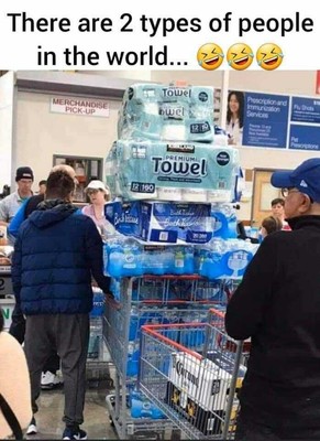 Téléchargement gratuit Images Funny Toilet Paper Meme 2 Types Of People Fridge Magnet 5 X 3 5 actualisé par