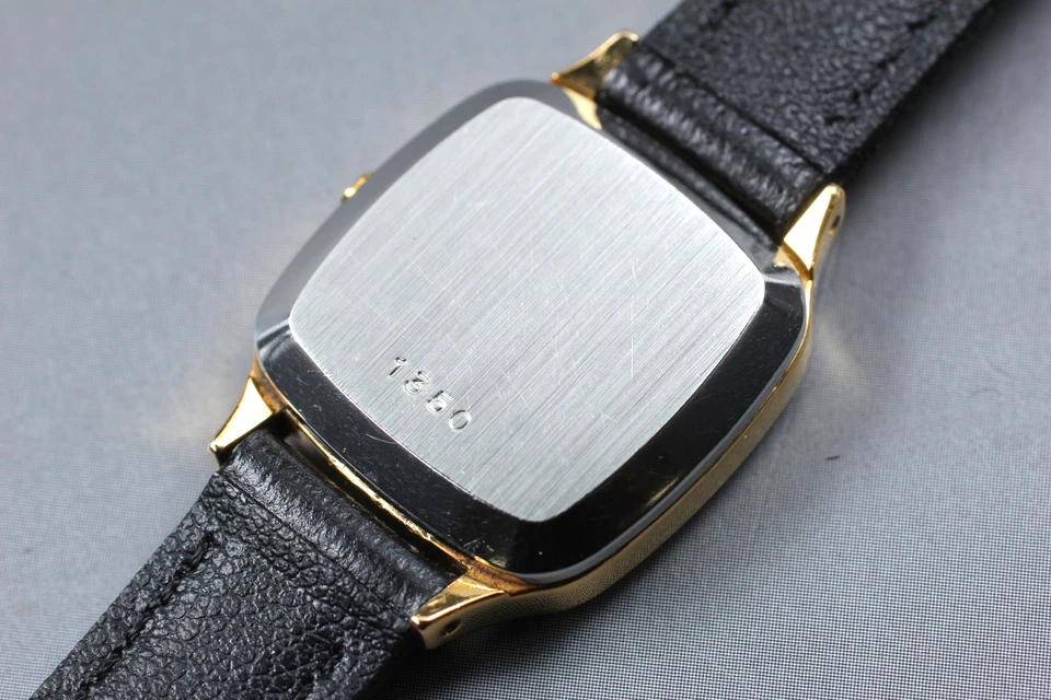 Reloj Omega De Ville Cal.1350 Vintage 1984 [Casi COMO NUEVO] Ref.591.0023 esfera dorada Qz Foto 3 de 4