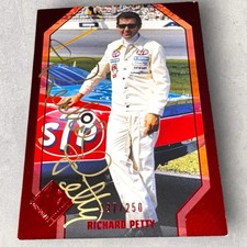 Richard Petty 2012 PRESS PASS TOTAL MEMORABILIA #137/250 NASCAR HOF signed card
