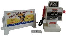 Vintage 1970s Buddy L Texaco Auto Action Gas Pump Billboard Lot Honk Kong 1