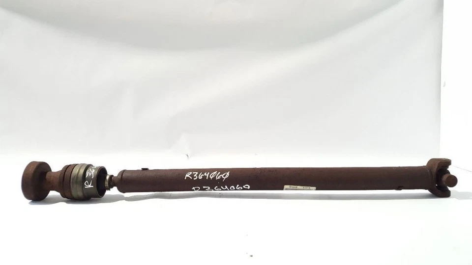 Front Drive Shaft  PN: 15113797 4.2L OEM 2005 2006 2007 2008 2009 SAAB 9-7X - Image 2 of 4