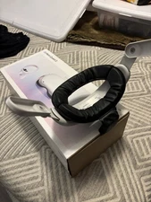 Used White Meta Question 2 128 GB