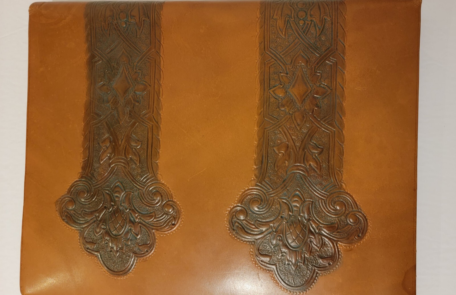 Portfolio Presentation Case Embossed Scroll Accent Stores Loose and Bound 11x14