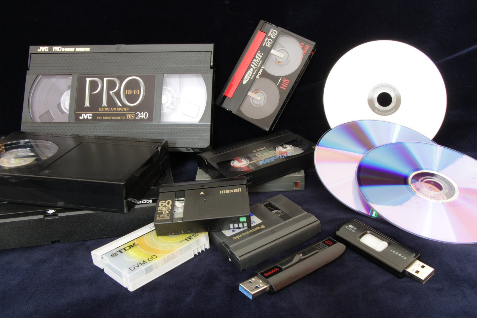 Video Tape Transfer Service to DVD or MP4 File VHS Hi8 Betamax Video