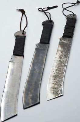 WILD CUSTOM HANDMADE 13 INCHES LONG 3 DAGGERS IN HIGH GRADE STEEL FOR HUNTING