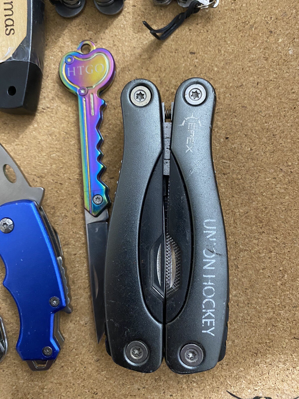 NO RESERVE! TSA Confiscated Pocket Knife EDC Tactical Survival Hunting