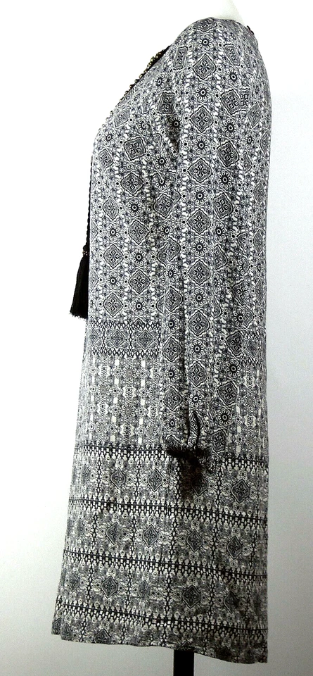 Merona Gray Floral Medallion Long Sleeve Rayon Beaded BOHO Tunic Dress XS - Image 2 of 3