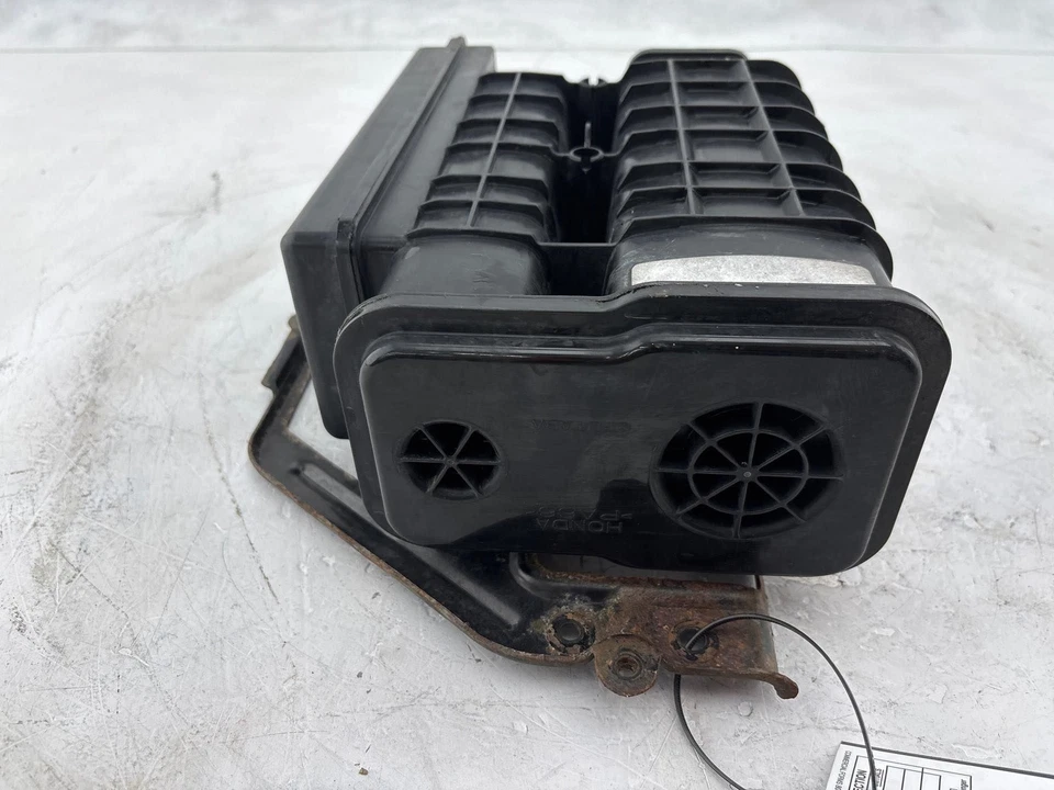2011-2021 Honda Odyssey Evaporator Canister OEM - Image 3 of 4