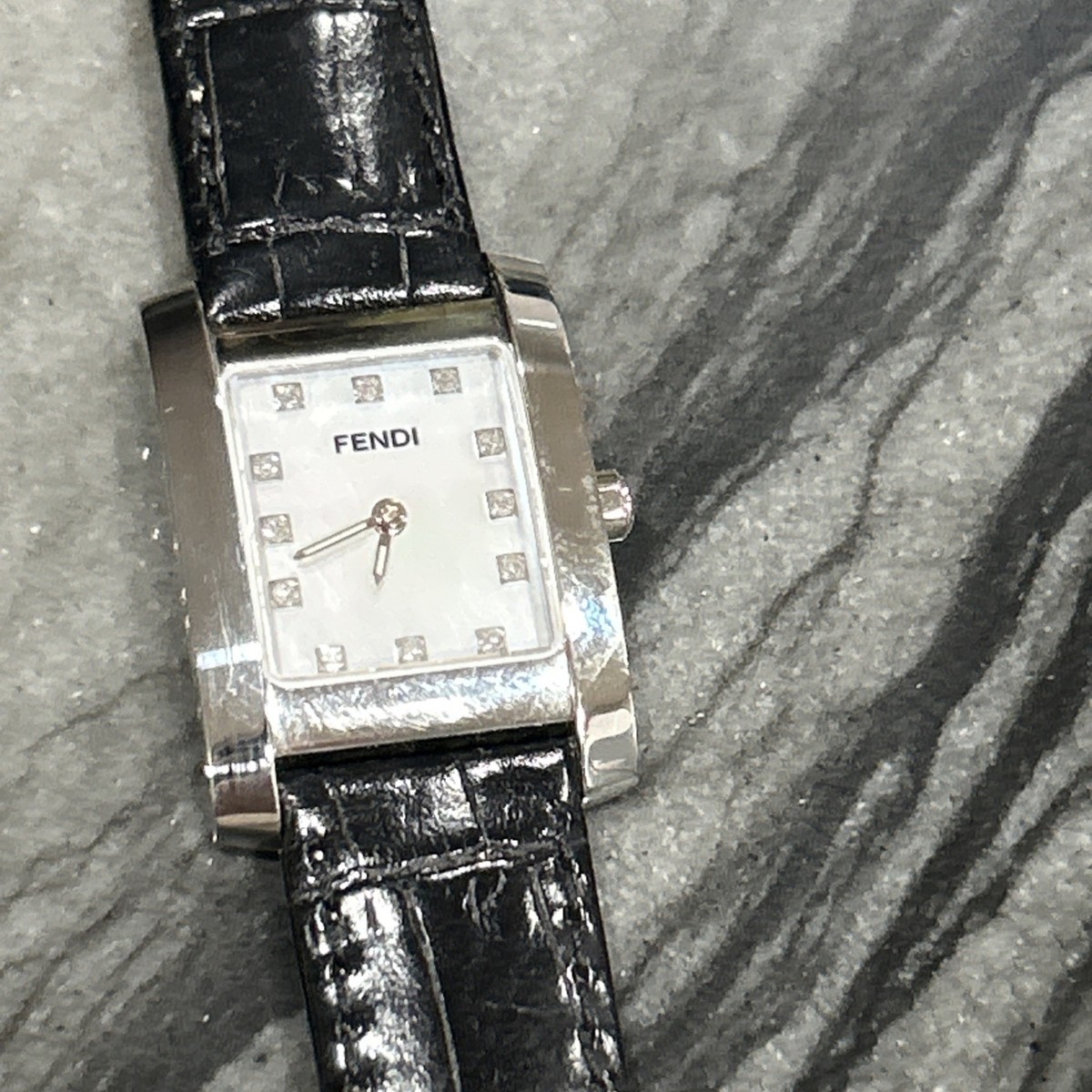 FENDI腕時計　レディース FENDI 7000L Classico Ladies MOP face Diamond Watch NEW W/tag