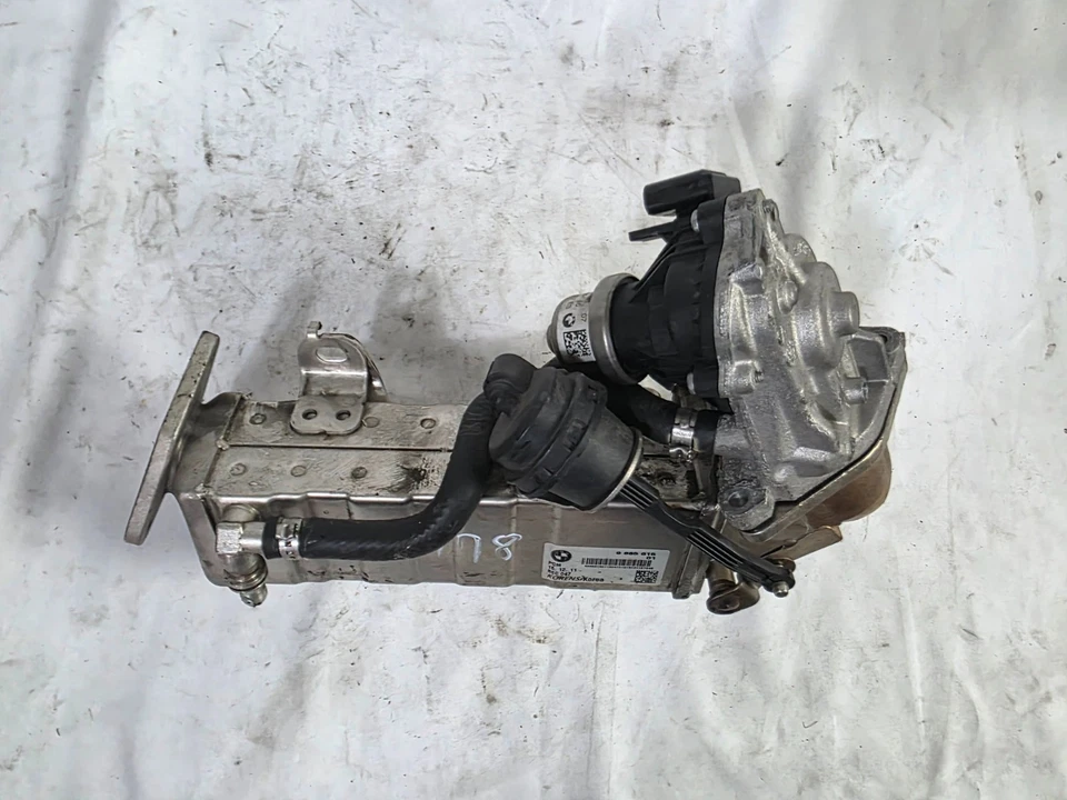 Válvula BMW EGR para SERIE 3, SERIE 5, X3, X4, X5, X6, X7 ORIGINAL OEM 9885615 Foto 4 de 4