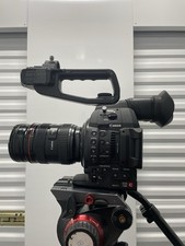 Canon EOS C100 Mark II Cinema EOS Pro HD Camcorder w/ Handle Batteries, lens, SD